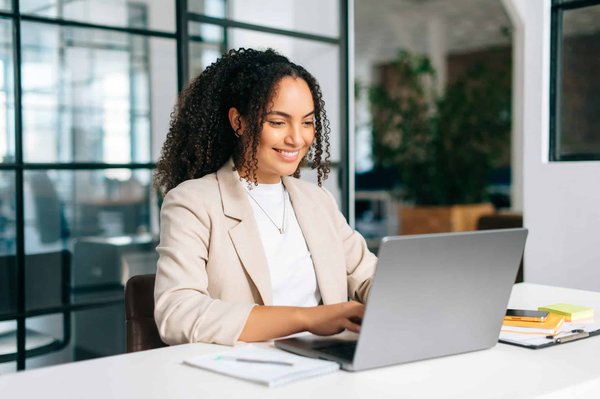 Stratégie digitale : les atouts de faire appel à un consultant SEO à Beauvais